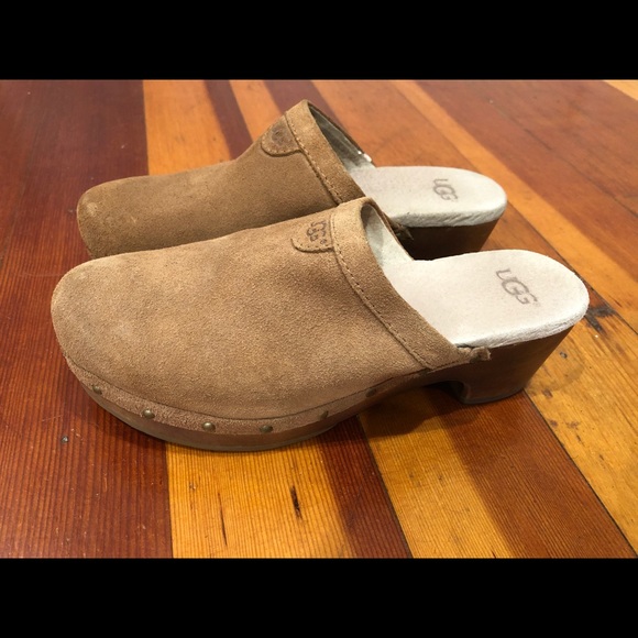 UGG Australia Evie Girls Clog size 2 - Picture 8 of 8